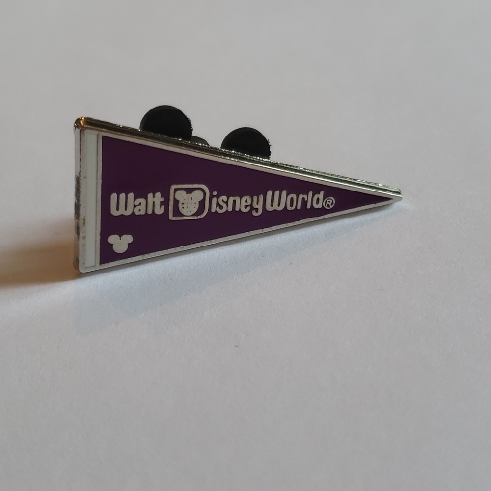 Disney trading pins